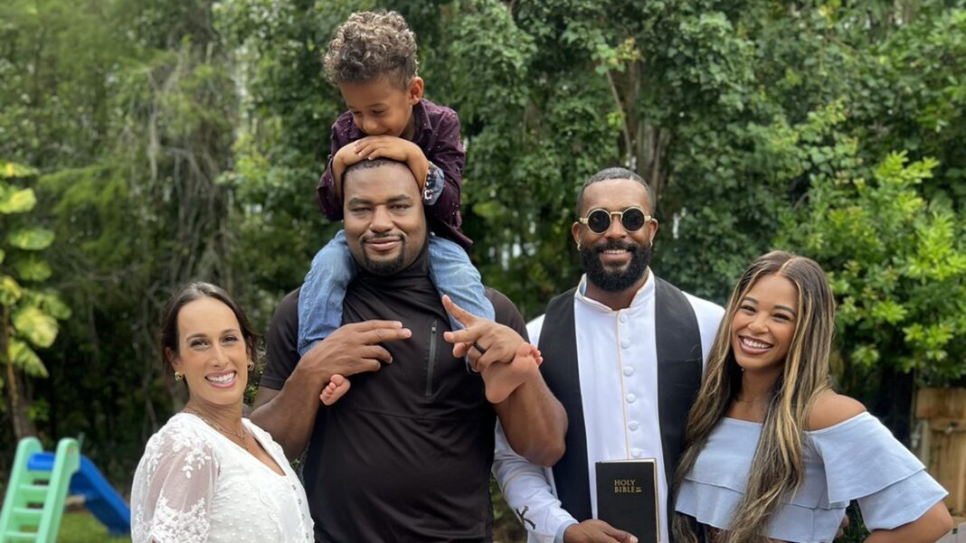 Angelo Dawkins with his wife and Montez Ford & Bianca Belair